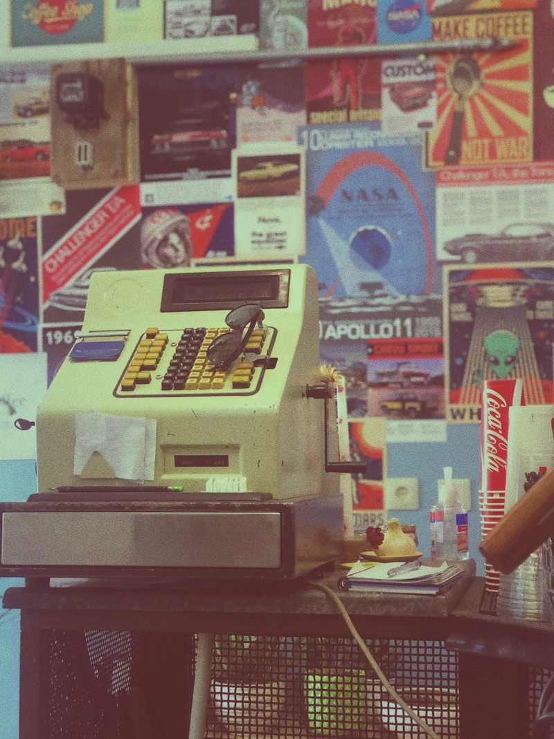 Point-of-sale cash drawer